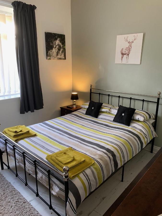Bedrock Lodge Winterbourne Eksteriør billede