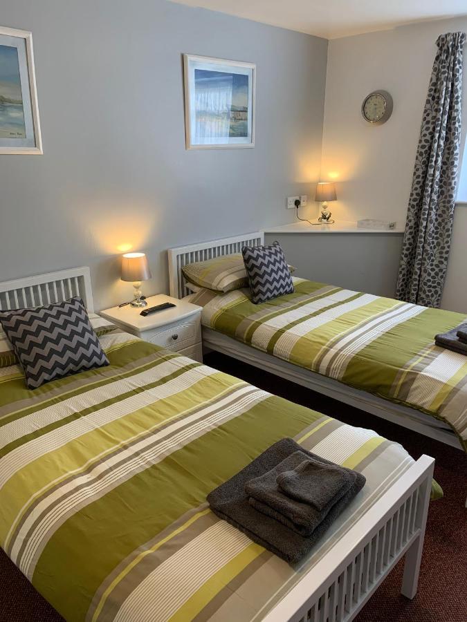 Bedrock Lodge Winterbourne Eksteriør billede